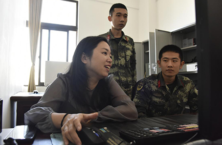 軍嫂鄭如:雖苦不怕，是我對愛的承諾