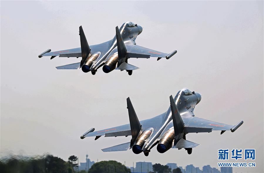 （新華全媒頭條·圖文互動(dòng)）（5）戰(zhàn)鷹，為祖國奮飛——記空軍航空兵某旅旅長(zhǎng)、特級(jí)飛行員郝井文