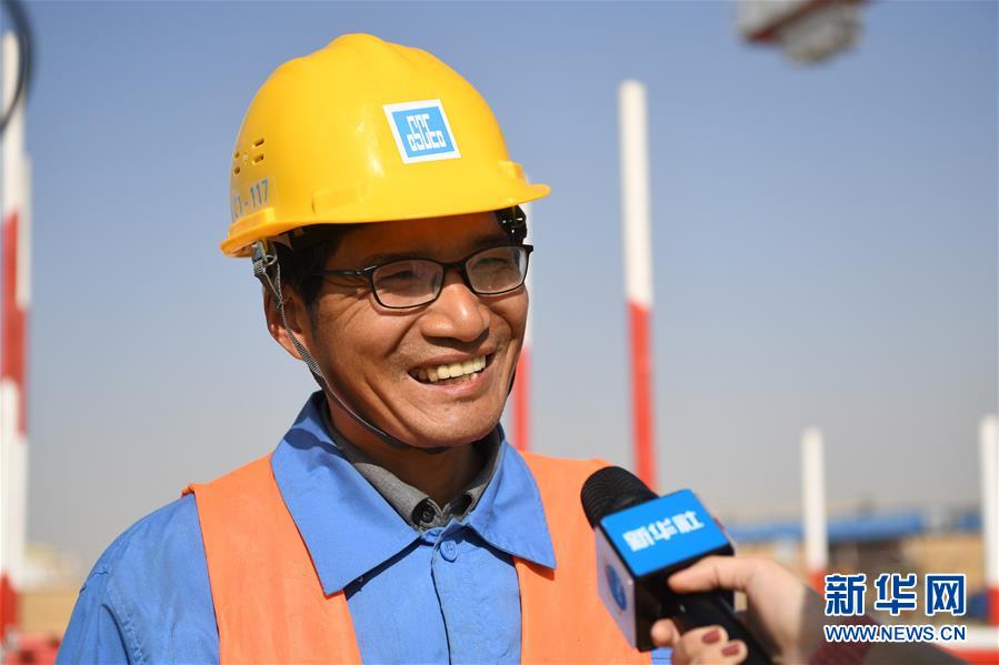 （新華全媒頭條·愛國情 奮斗者·圖文互動）（1）以青春之我，創(chuàng)青春中國——寫在五四運動100周年之際