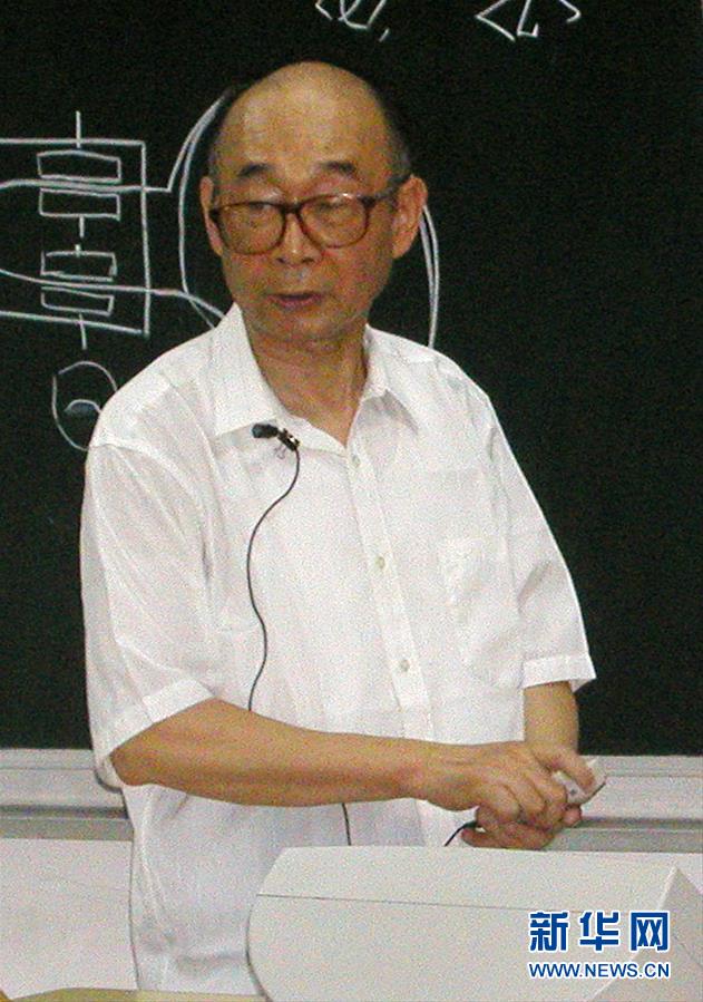 （愛國情 奮斗者·圖文互動）（3）永不停轉的“陀螺”——追記中國工程院院士、國防科技大學教授高伯龍