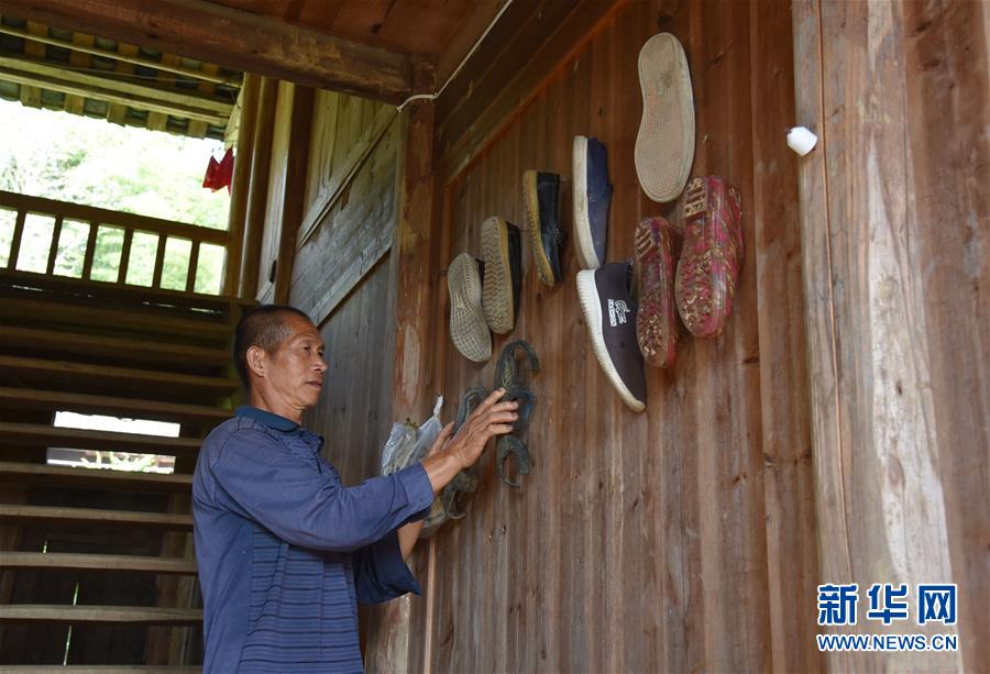（愛國(guó)情 奮斗者·圖文互動(dòng)）（4）貴州印江高石坎護(hù)林隊(duì)：半輩子，以林場(chǎng)為家