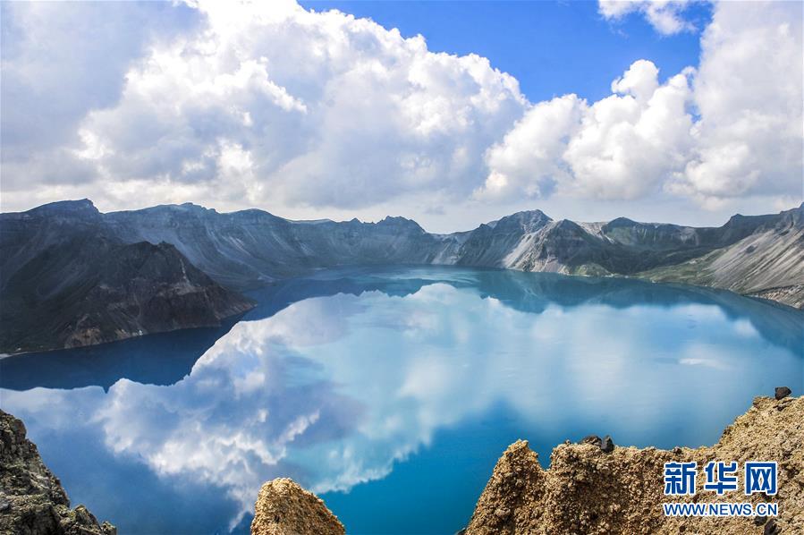 （新華全媒頭條·走向我們的小康生活·圖文互動）（9）黑土地上是我家——在吉林，一瞥中國東北鄉(xiāng)村美麗未來