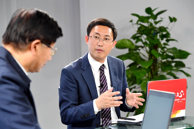 繼往不平凡，珍惜五年奮進所取得的成就、經(jīng)驗