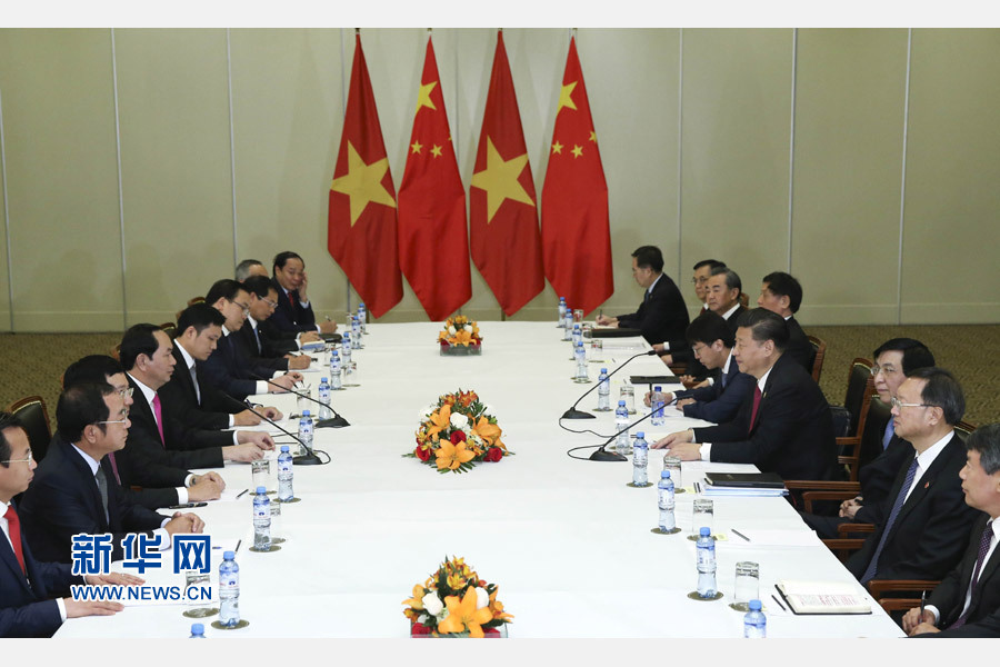 11月19日，國家主席習近平在利馬會見越南國家主席陳大光。新華社記者 龐興雷 攝 
