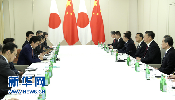 7月8日，國家主席習近平應約在漢堡會見日本首相安倍晉三。新華社記者 馬占成 攝